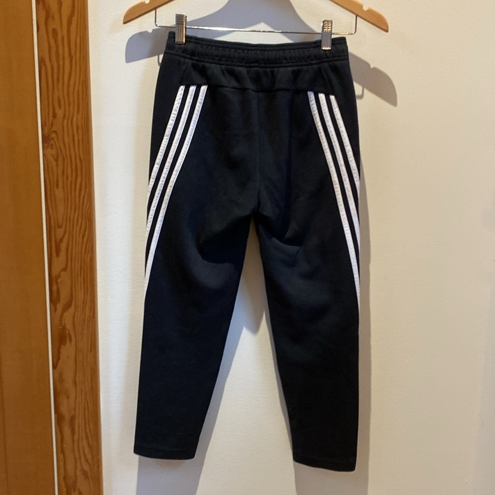 Adidas Kids Pant size M (11-12y) - Picture 2 of 6